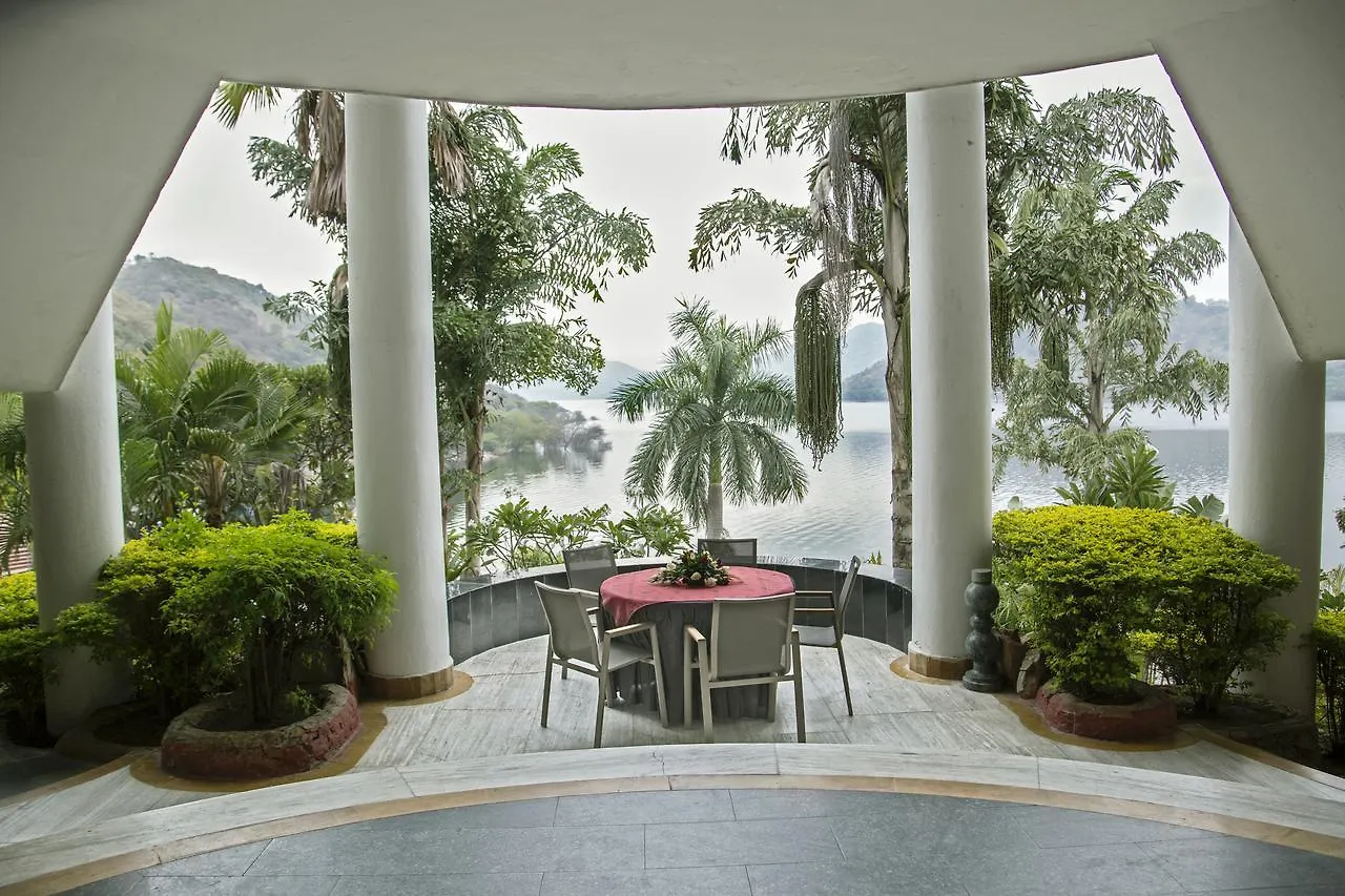 Jaisamand Island Resort Удайпур 4*,  Индия